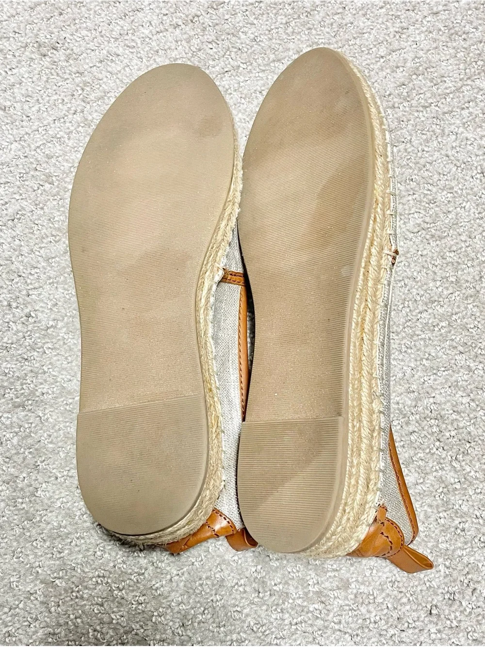 Bass Beige Linen Flats with Tan Trim